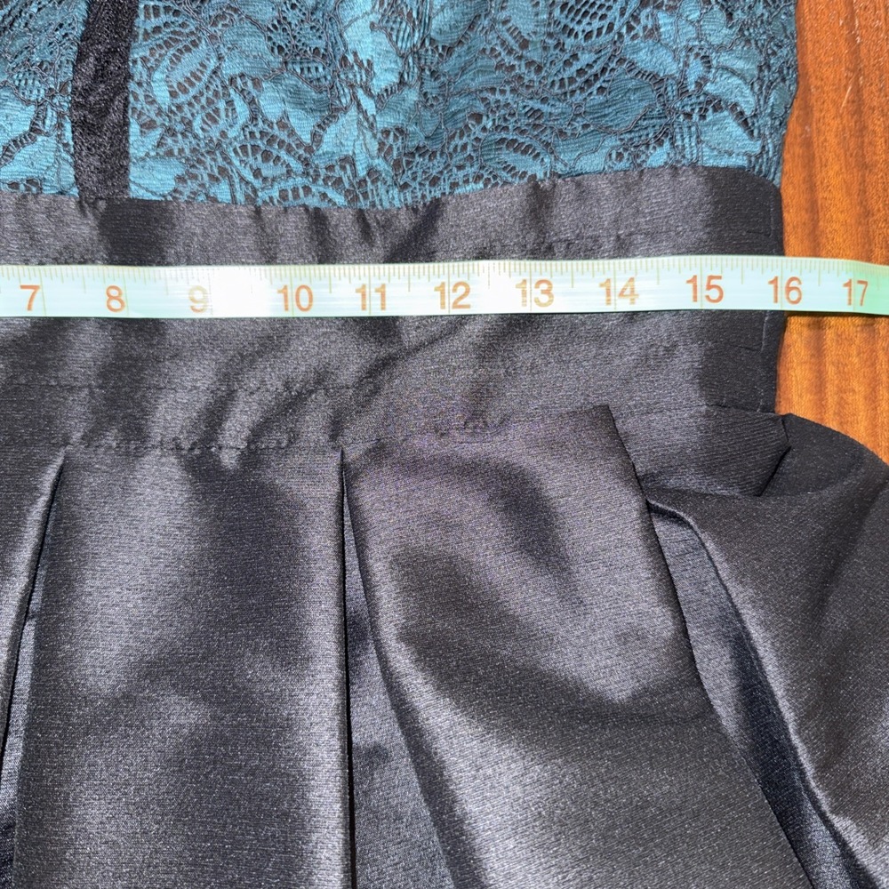 monique lhuillier Cocktail dress Women's Size 10 Fit And Flare Emerald Black - Picture 12 of 12